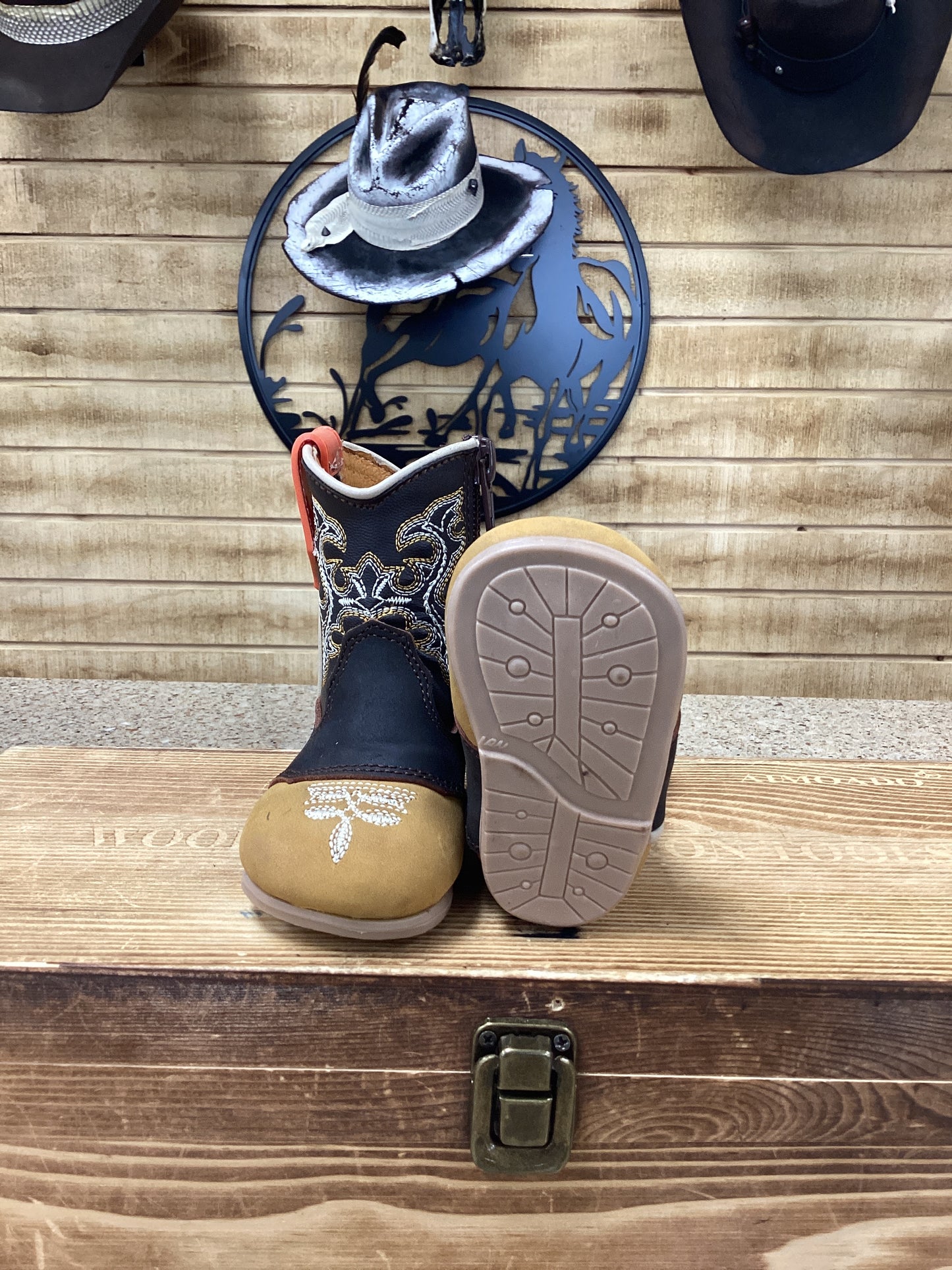 Hooch Baby Cowboy Boots - Honey