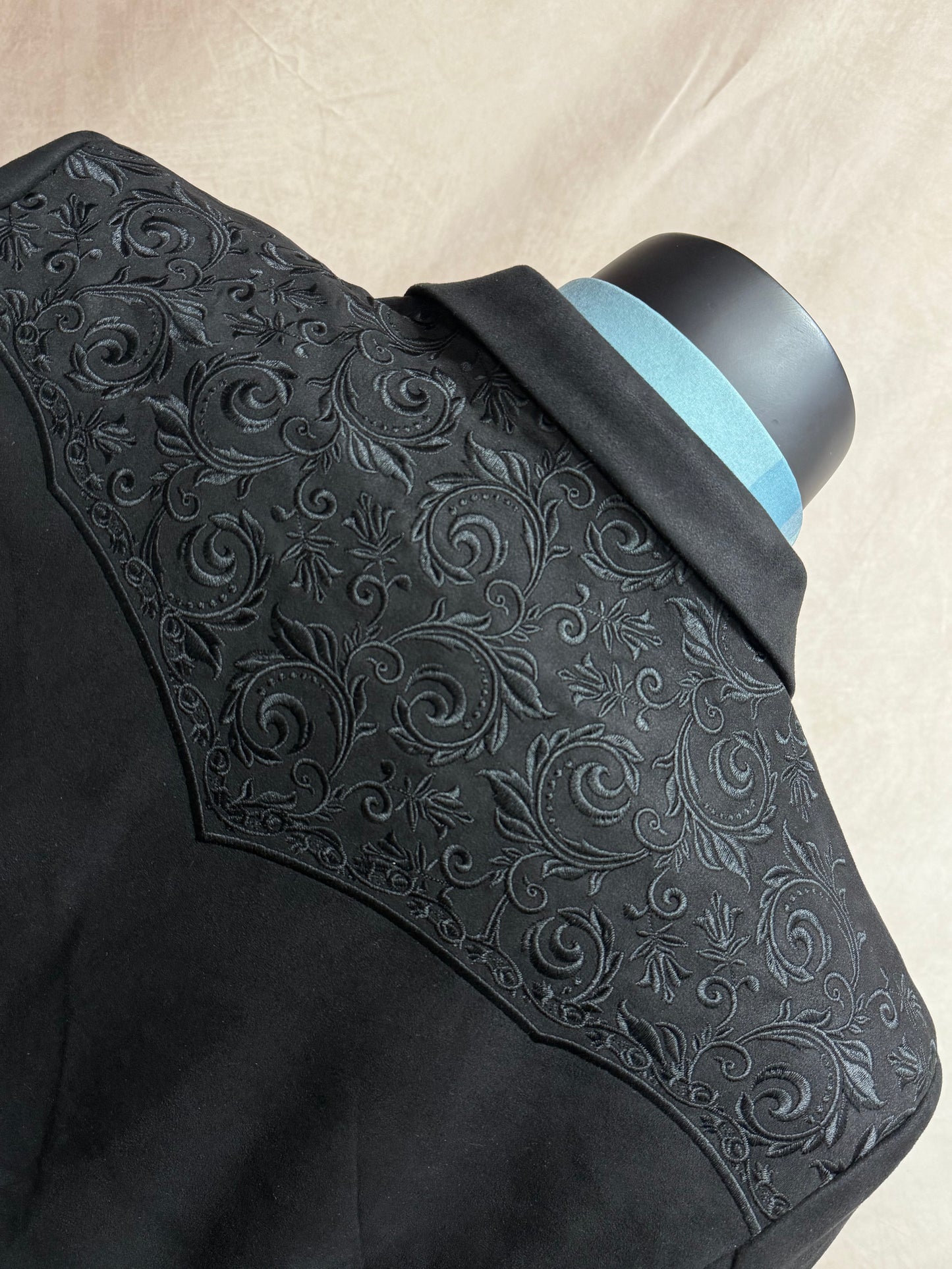 Lamasini Men’s Embroidered Faux Suede Suit