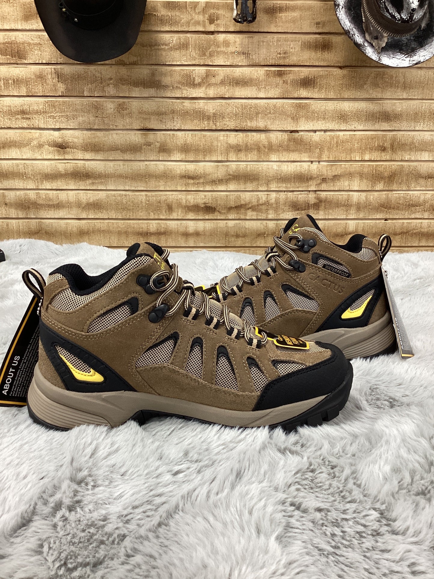 Cactus MenS Waterproof Work boot (Sand) WP623