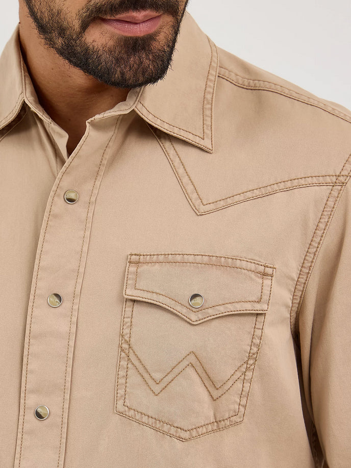 Wrangler Mens Retro Premium Pigment Dyed Twill Western Snap Shirt (Tan)