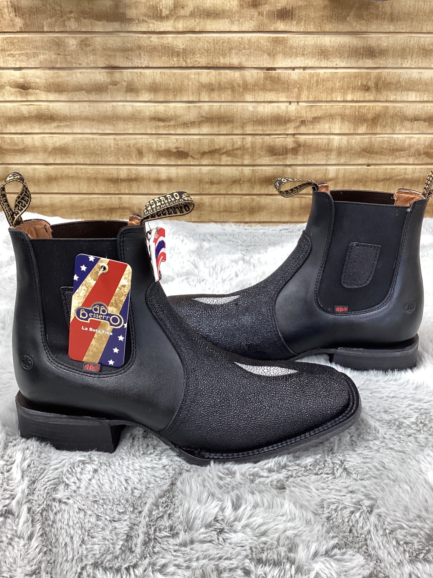 Besserro MenS Ankle Boot Stingray Print Macho (Black) 6441