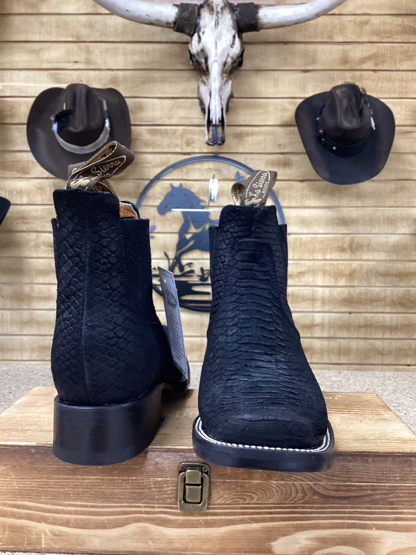 La Sierra Mens Python Print Ankle Boots- Black 715