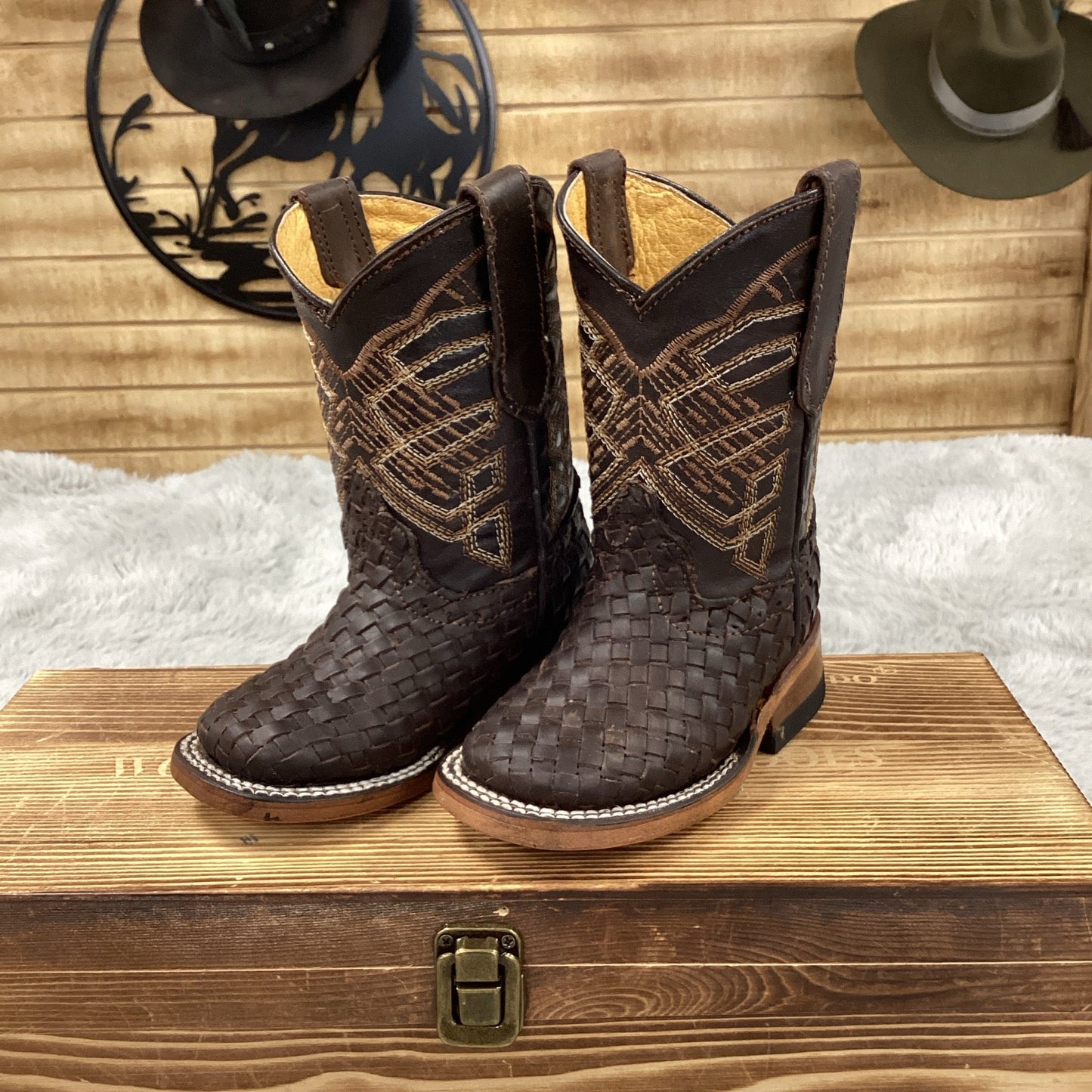 Hooch Kids Woven Boots - Chocolate