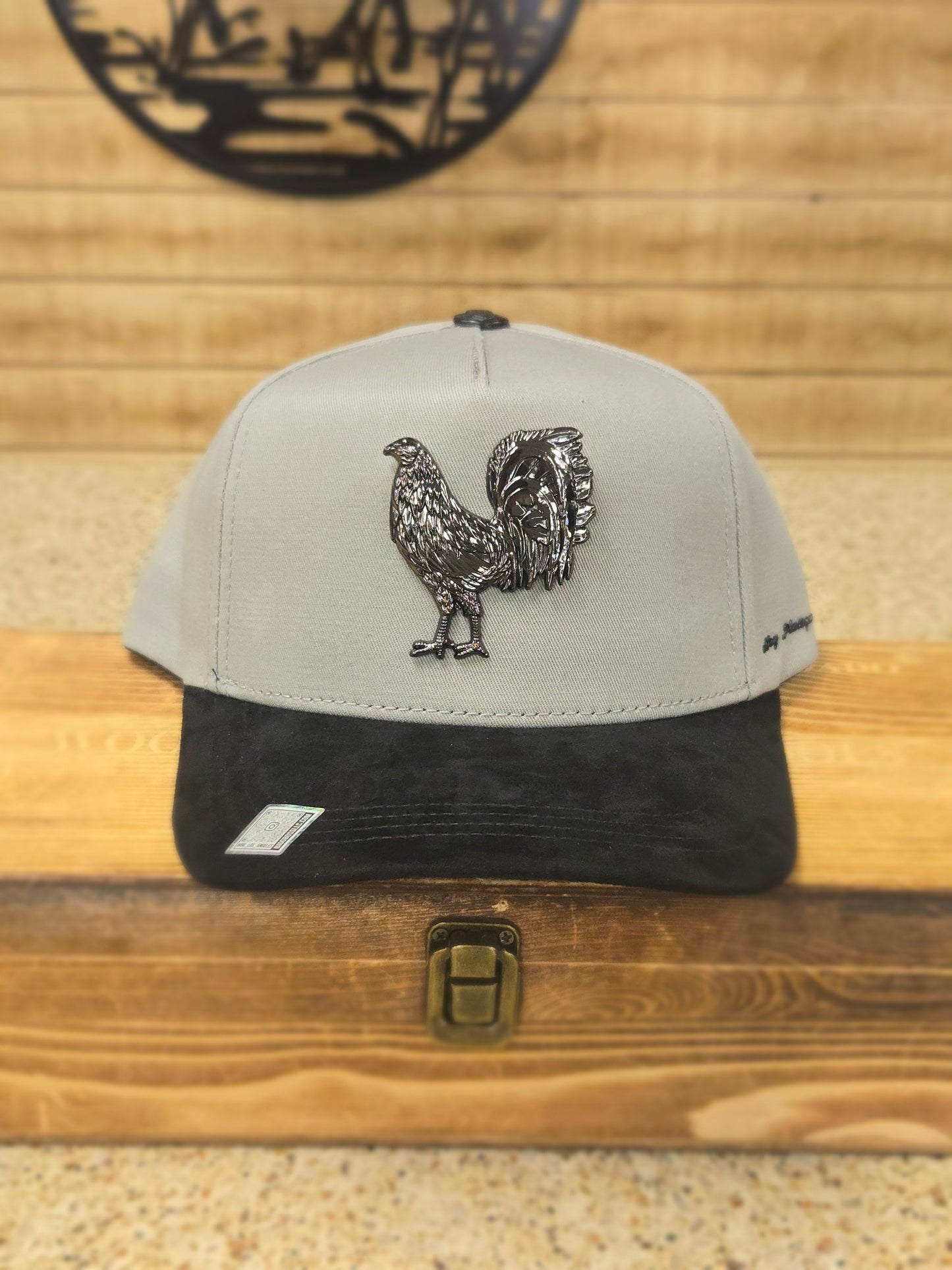 Bigg Boss Gallo (Grey/Black)