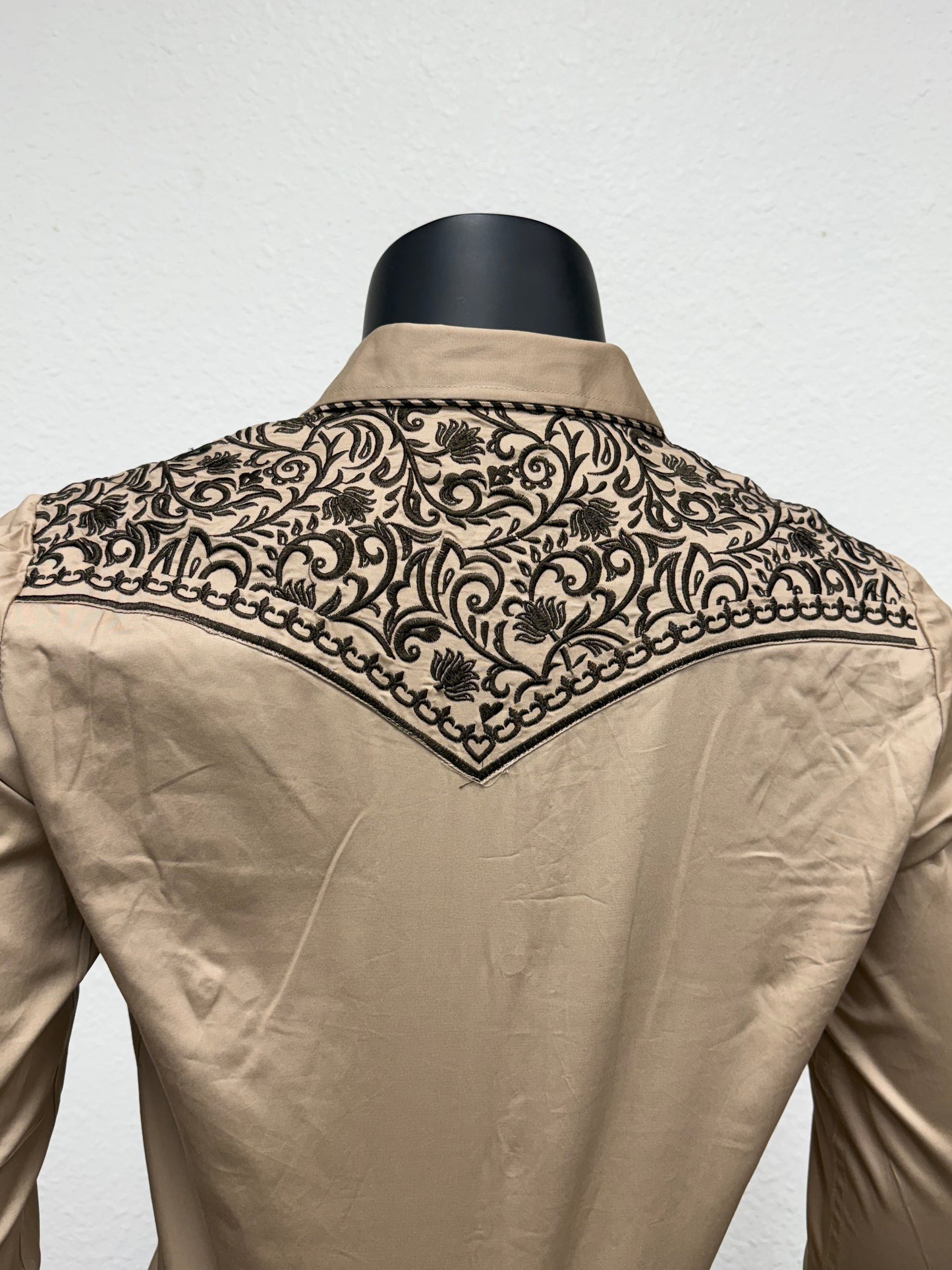 Lamasini Mens Western Embroidered Floral Long-Sleeve Shirt - Beige
