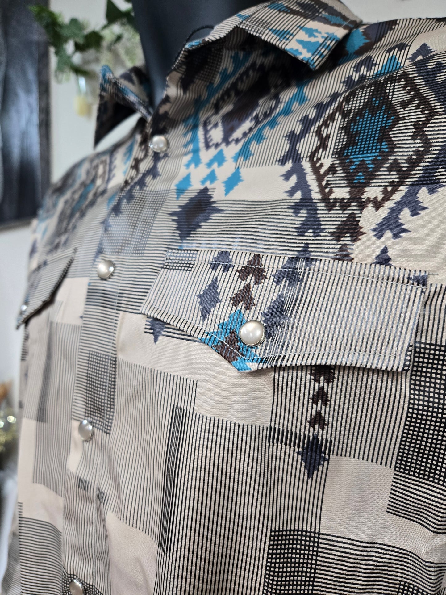 Montero Mens Checkered Long Shirt - MT0466