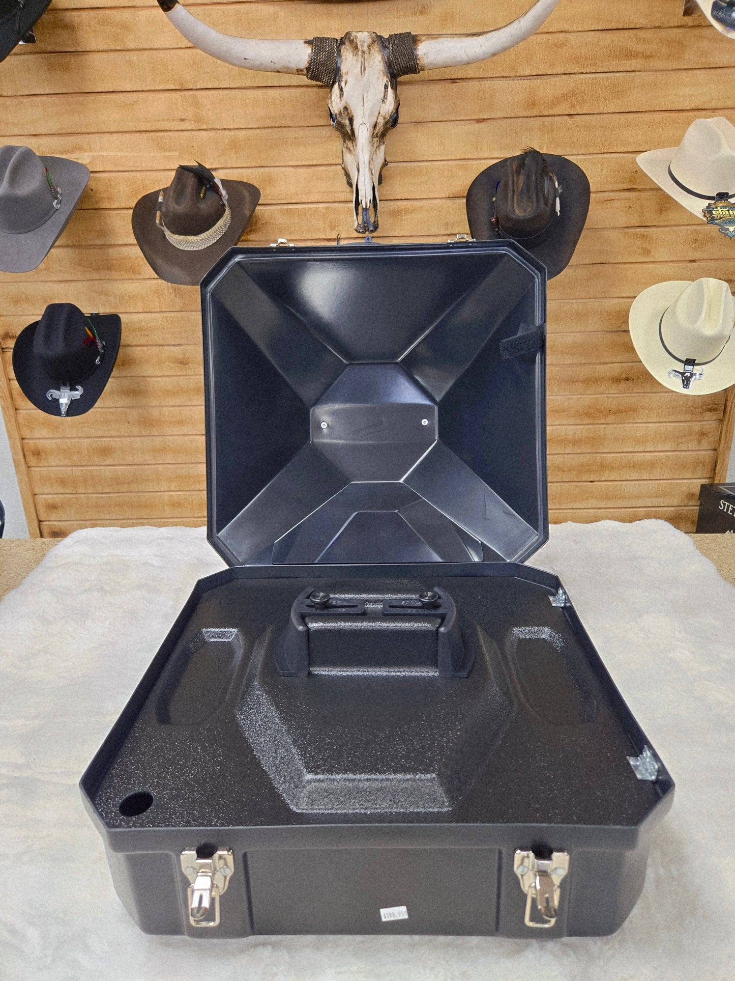 Presidential Carrier for hat, boots, and buckle