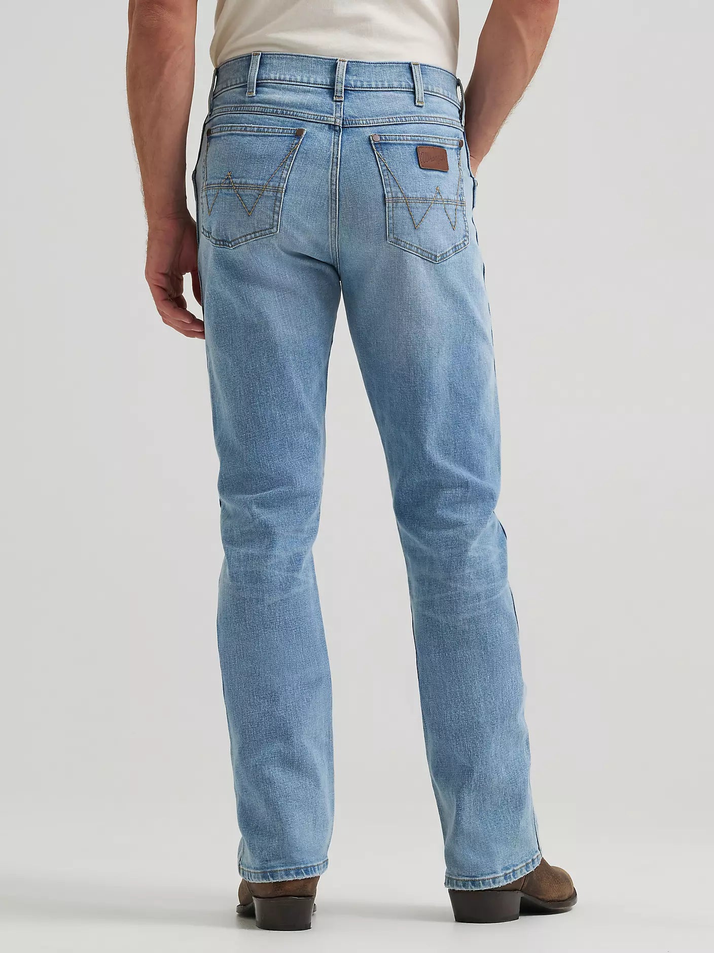 Wrangler Mens Retro Slim Bootcut Jean - Cloverdal