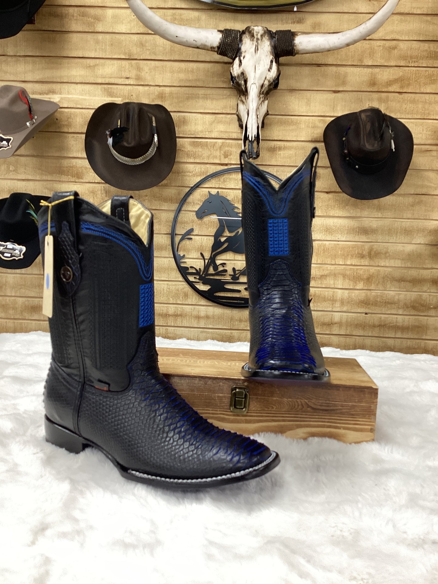 Hooch Mens Python Print Boot - Blue