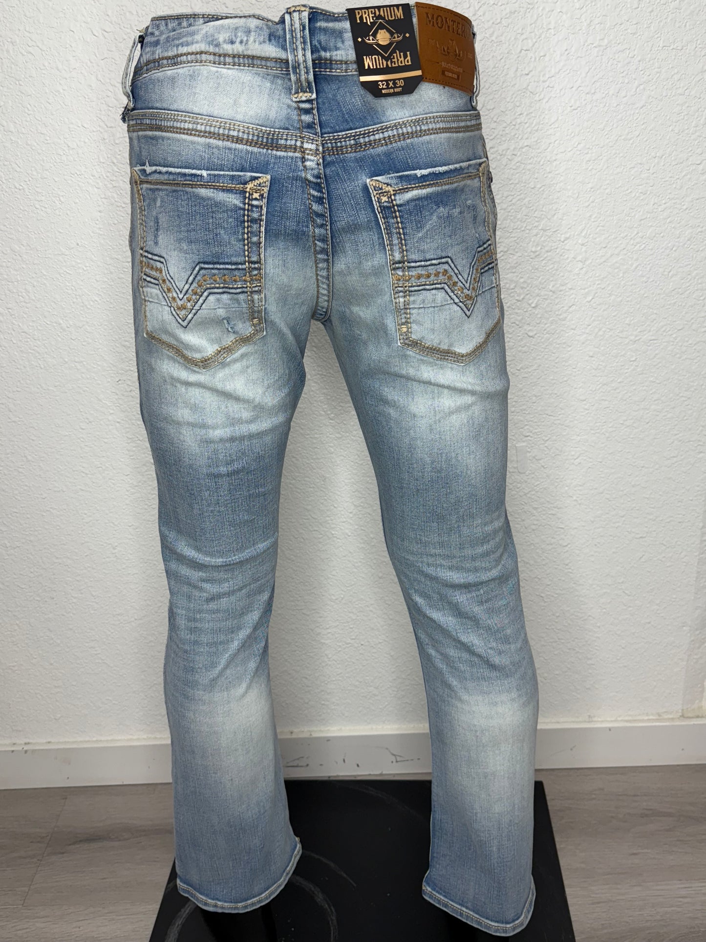 Montero Mens Light Blue Jeans