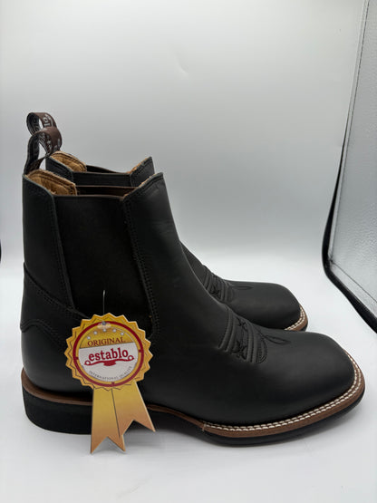 Establo Botin negro horma Toronto (vacuno)