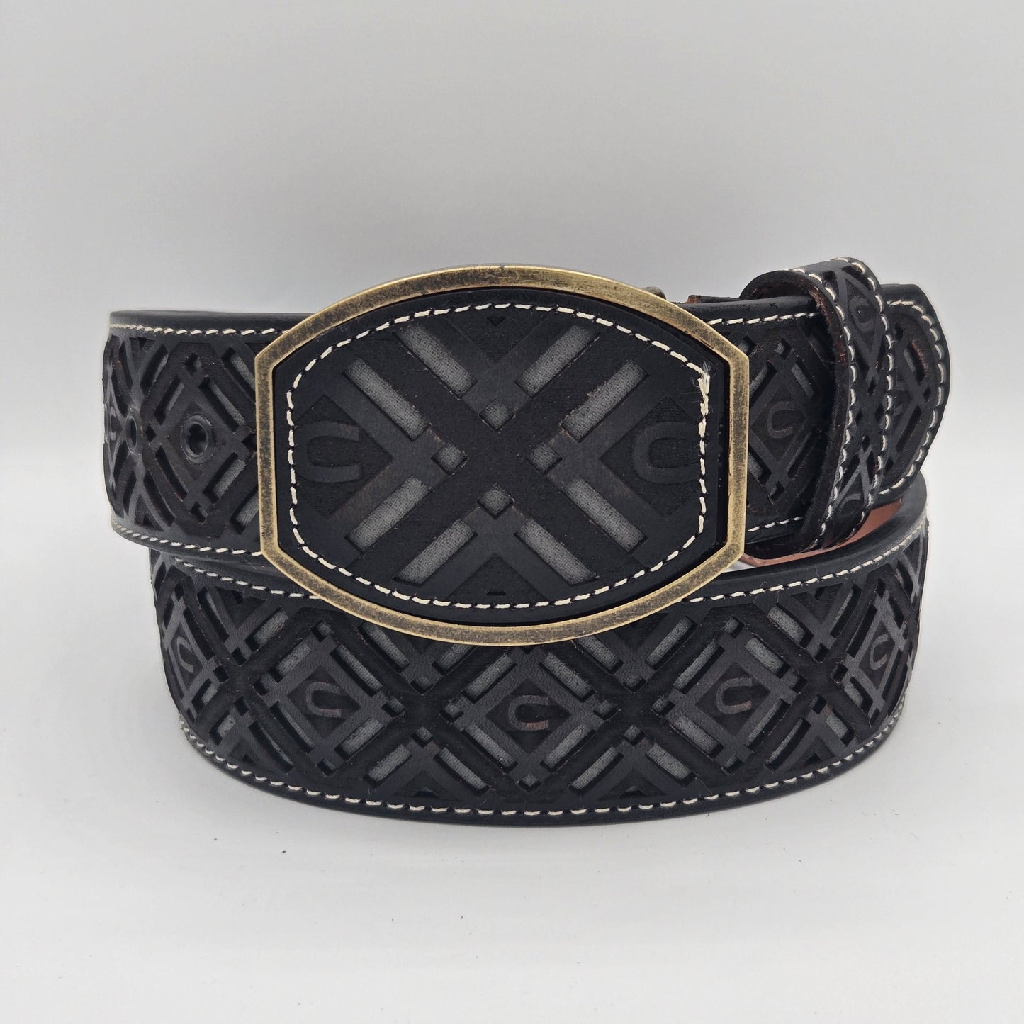 Del Cesar Chiseled X w/ Horse Shoe Design