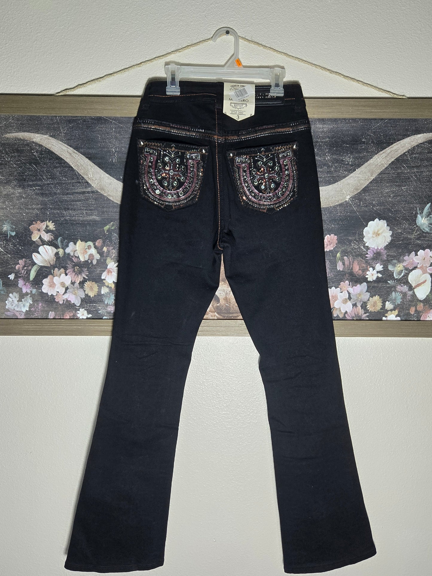 Montero Womens Horseshoe Design Bootcut Jeans - Black