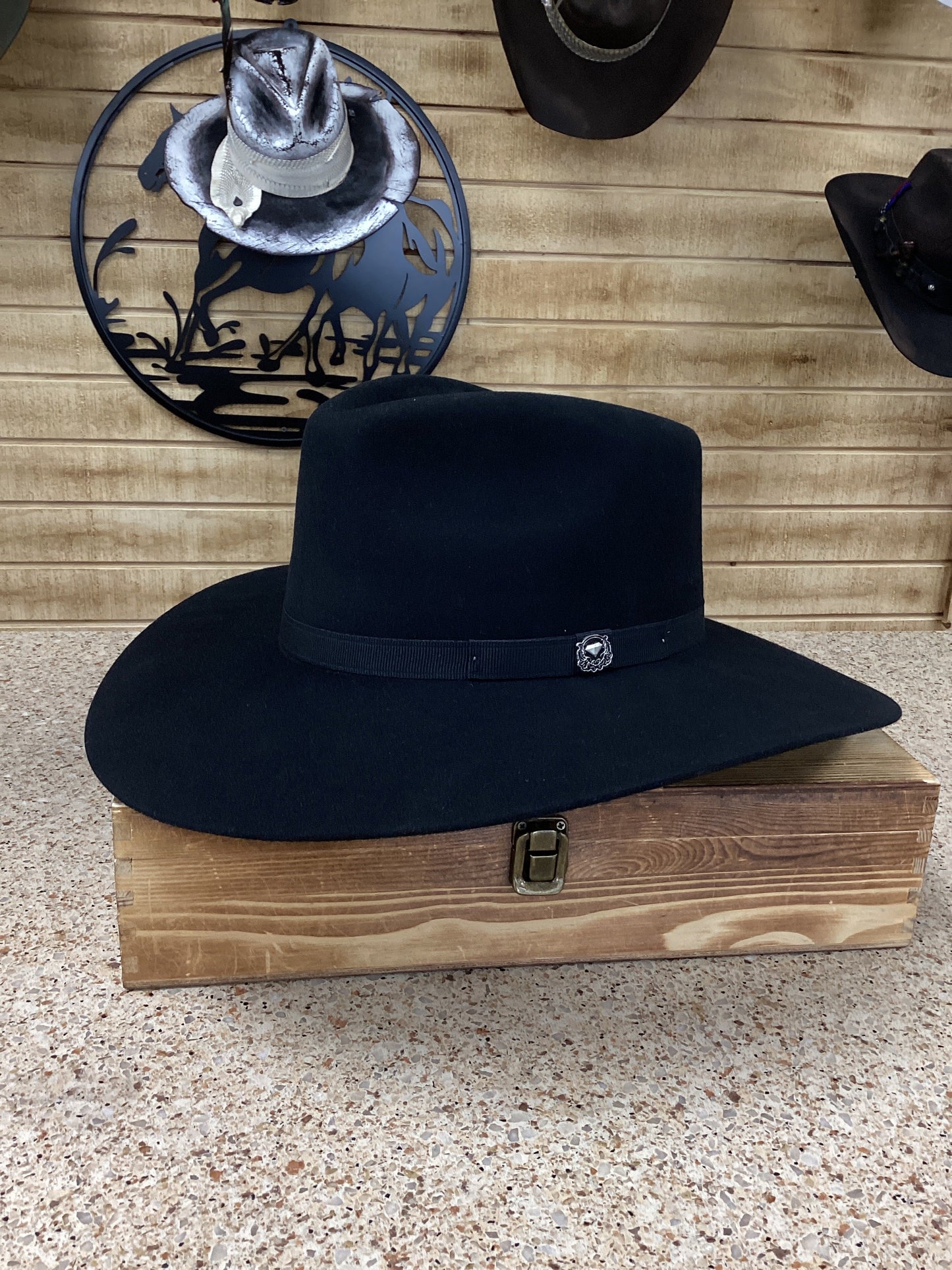 White Diamond Albany Wool Felt Hat - Black