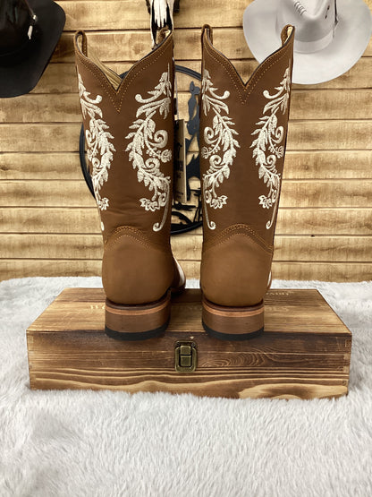 Hooch Womens Vine Embroidery Boot - Honey H22M2651F
