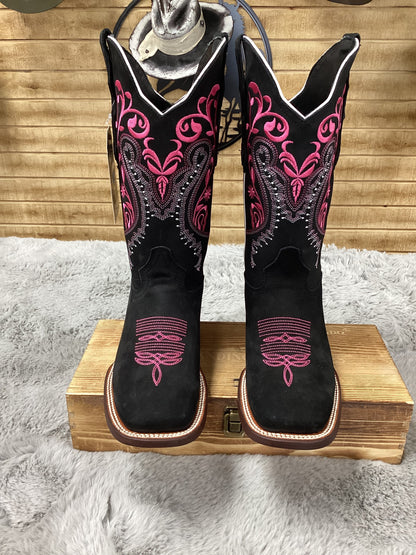 White Diamond Womens Nobuck Embroidered boot - Black/fuchsia