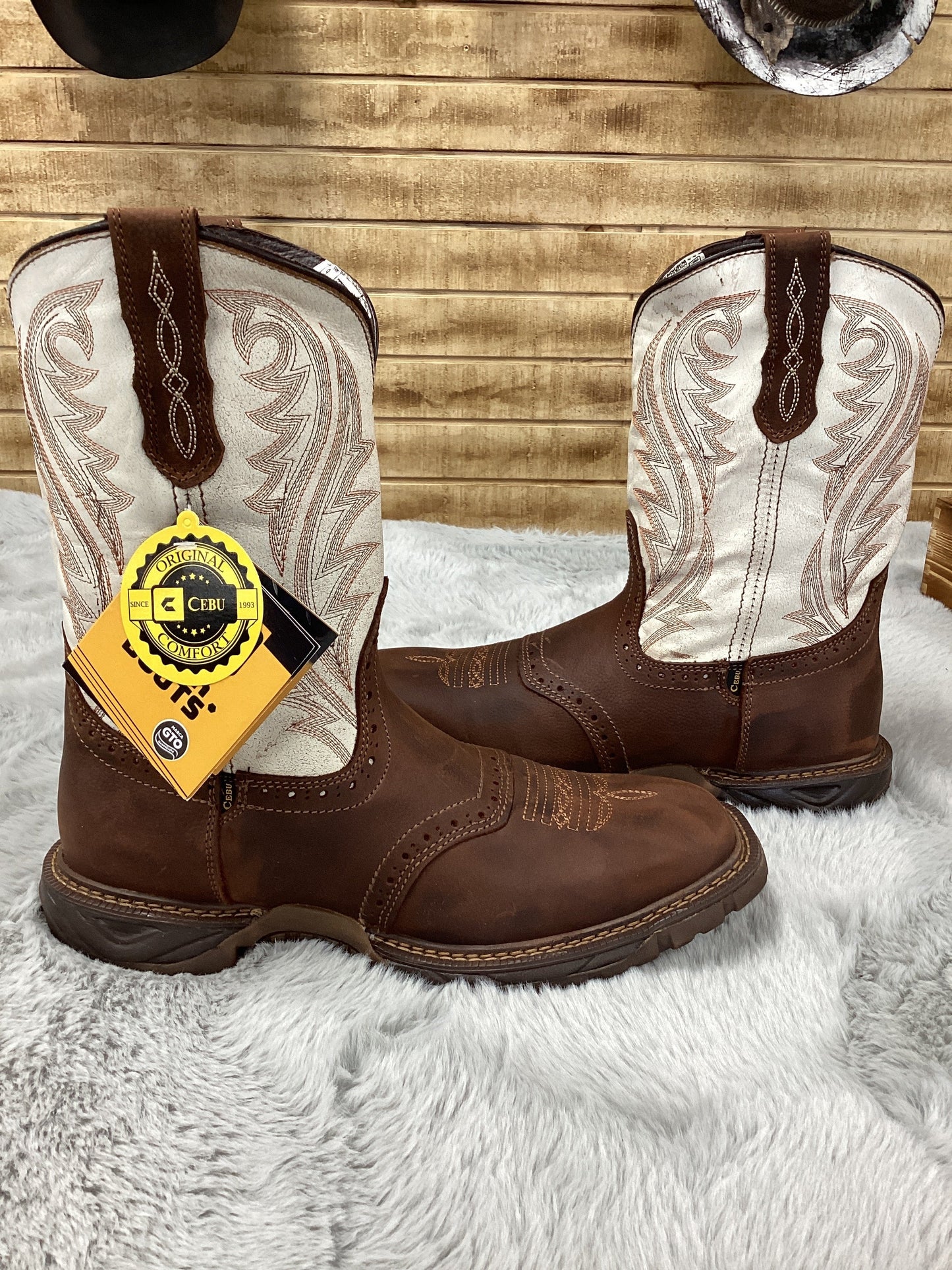 Cebu Comanche 10" Square Toe Work Boots (Mocha)
