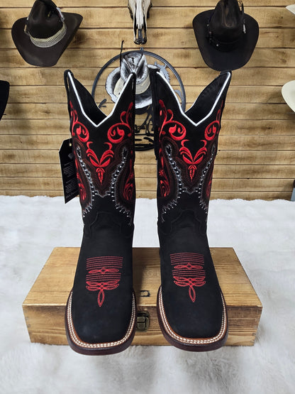 White Diamond WomenS Boot Embroidered Nobuck (Red/Black)