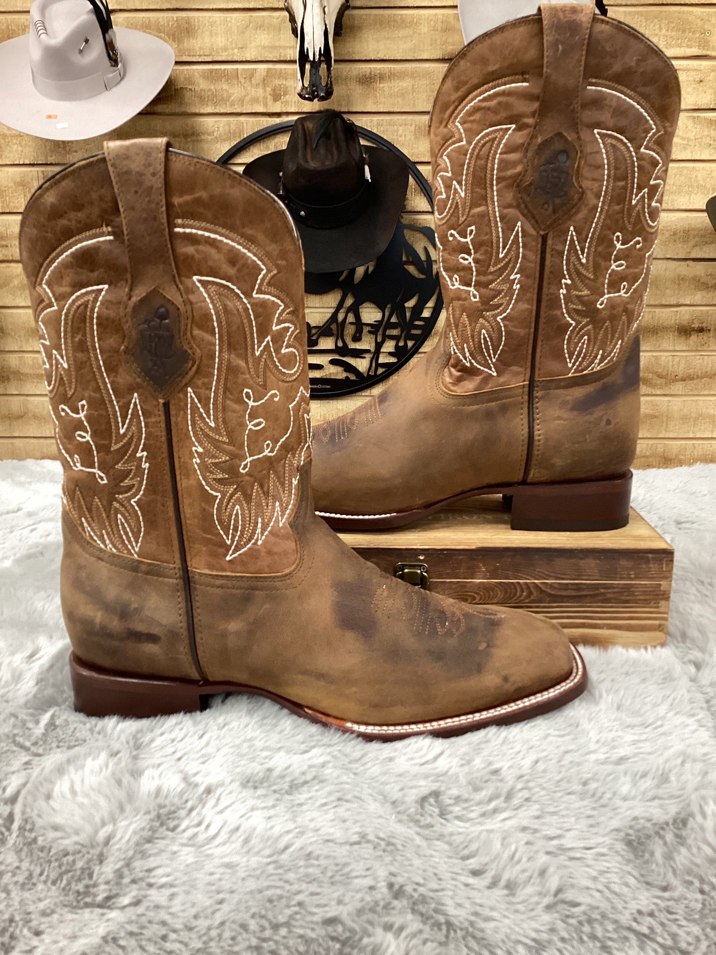 Goldrush Mens Volcano Arena Cuero Boot - Brown DI132