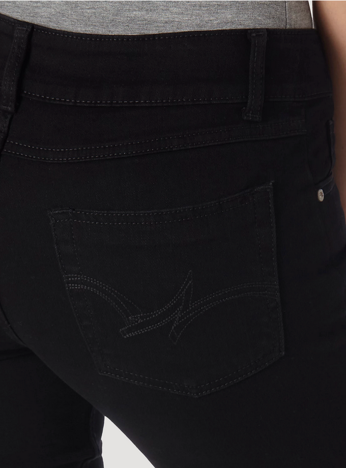 Wrangler Womens Essential Mid-Rise Bootcut Jean - Black