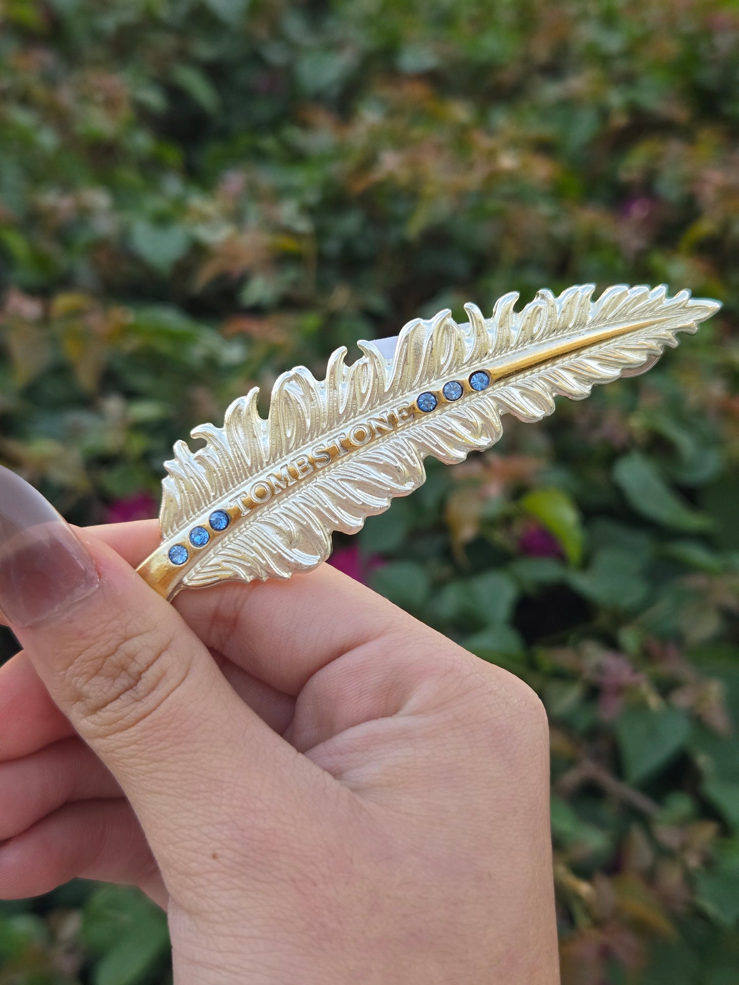 Plumas Metalicas Tombstone con Piedritas - Gold