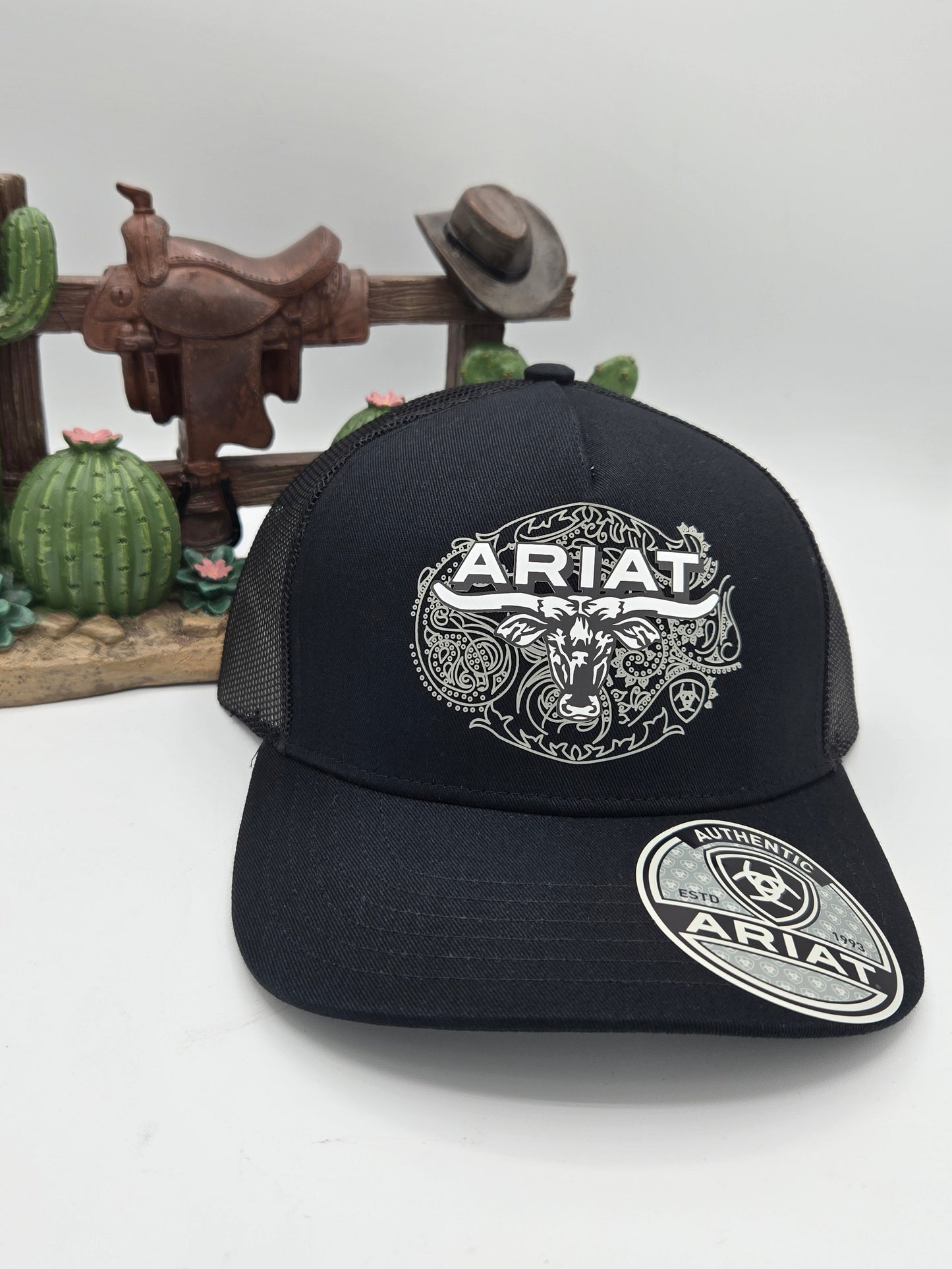 Ariat Mens Paisley Longhorn Trucker Cap Gorra Hat