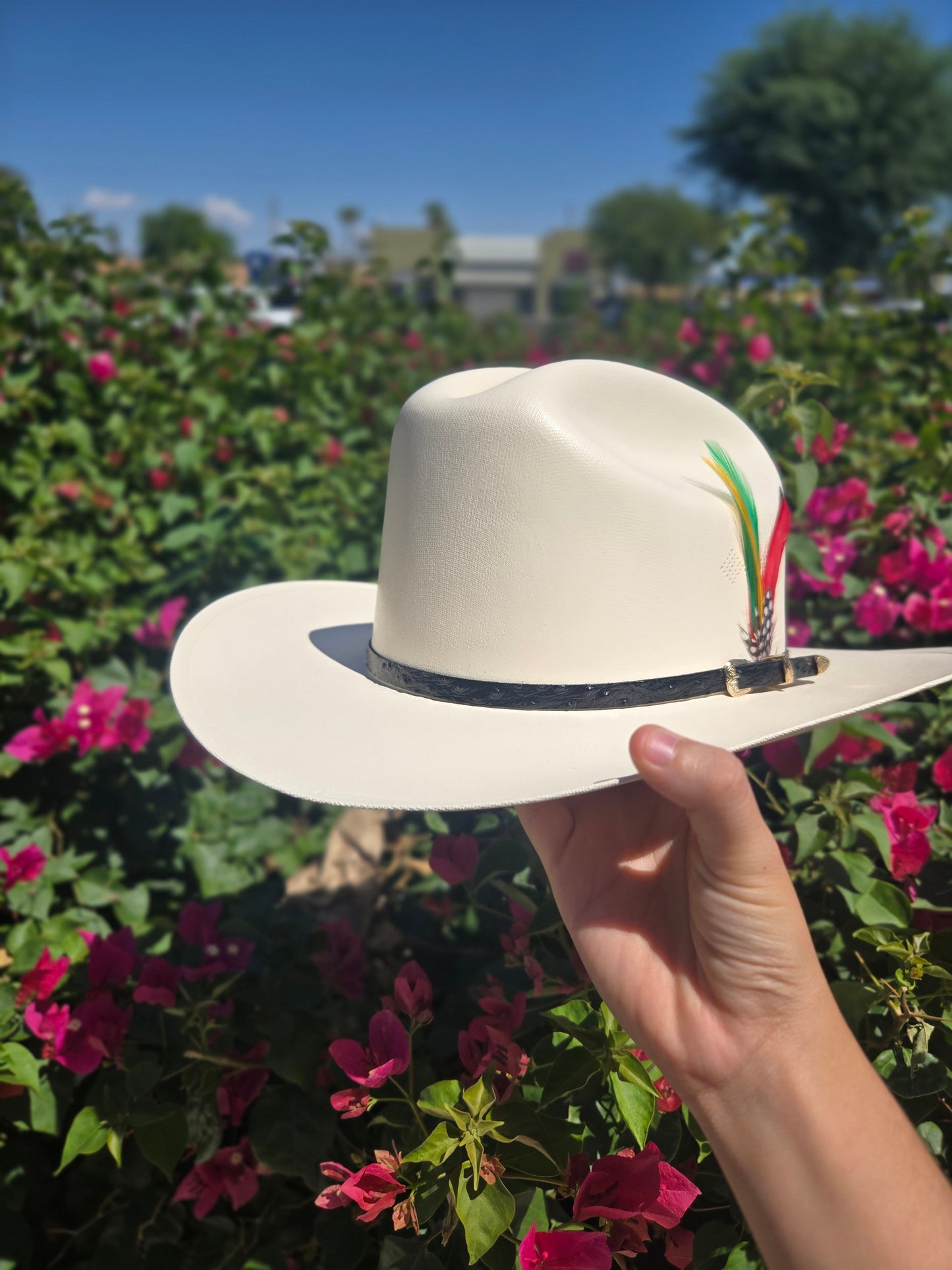 White Diamond 100x San Judas Telar Hat