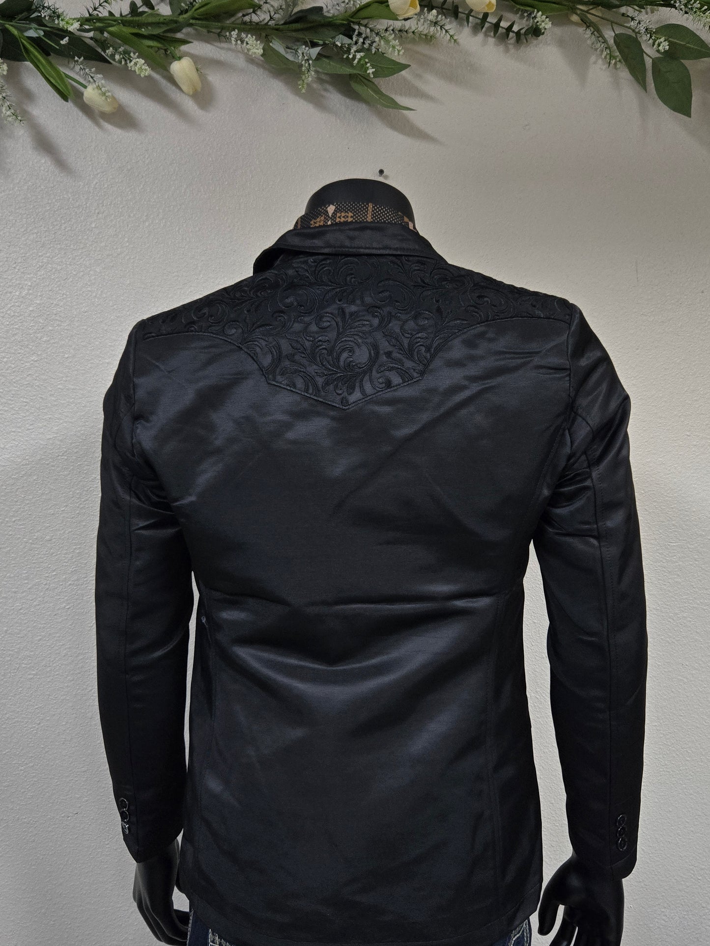 Montero Mens Embroidered Dress Coat