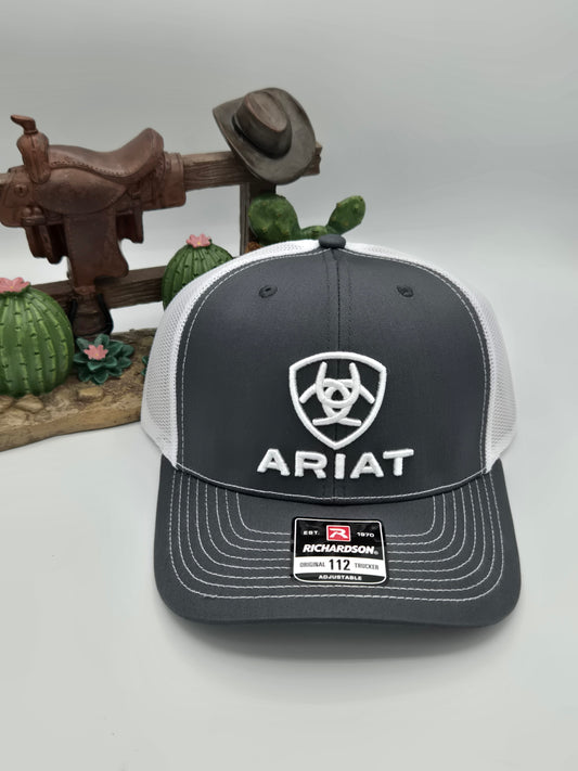 Ariat Logo Shield Trucker Hat Gorra - Grey, Brown