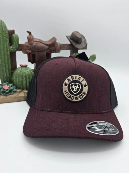 Ariat Round Shield Trucker Hat Gorra - Burgundy