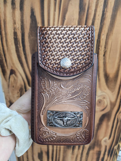 Rectangular Bull Buckle Funda Phone Case XL